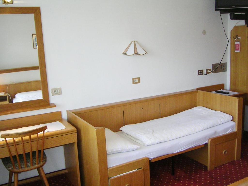 Hotel Rainegg Olang Quarto foto